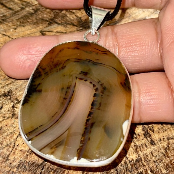 Montana Fire Agate Pendant 2 1/2” - Picture 3 of 10